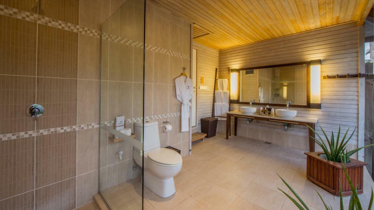 Deluxe Beach Villa